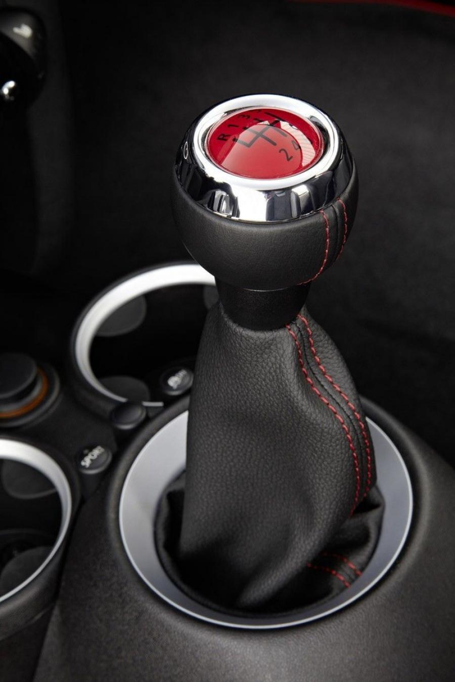  Mini Cooper GP JCW 2013 года  (фото 23 из 82)